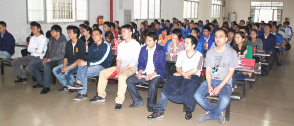 2012年3月1日，潔麗管理升級(jí)動(dòng)員大會(huì)召開(kāi)