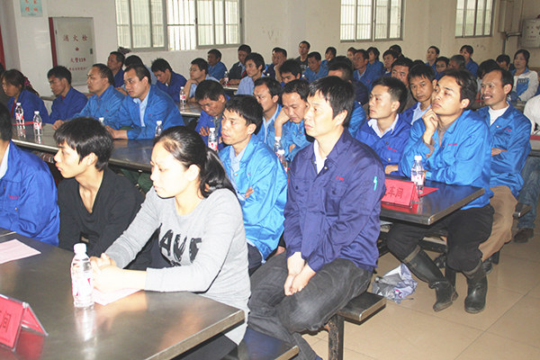 2012年3月1日，潔麗管理升級(jí)動(dòng)員大會(huì)召開(kāi)