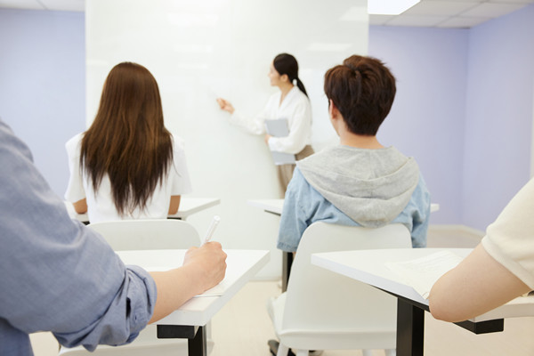 人才梯隊(duì)建設(shè)：培養(yǎng)儲(chǔ)備，確保企業(yè)持續(xù)發(fā)展