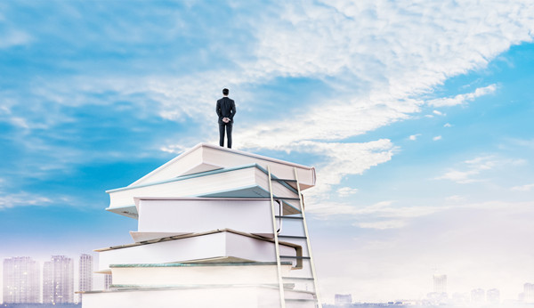 年度經(jīng)營計劃中的多方面分析和策略制定如何操作？