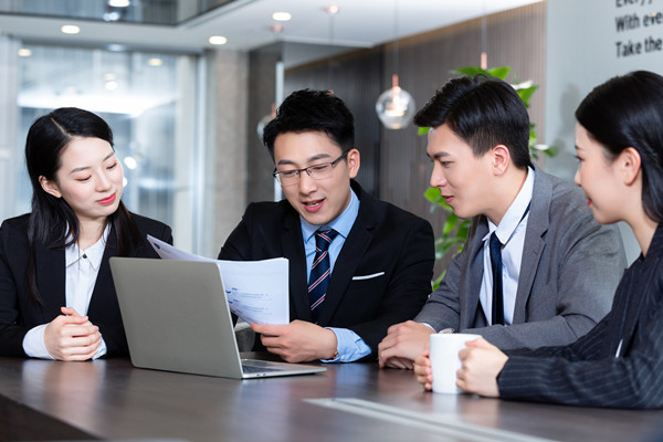 員工關(guān)系管理：減少?zèng)_突，提升員工滿(mǎn)意度