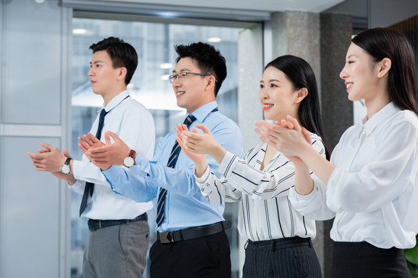 目標設定與追蹤：明確目標，確保績效達成