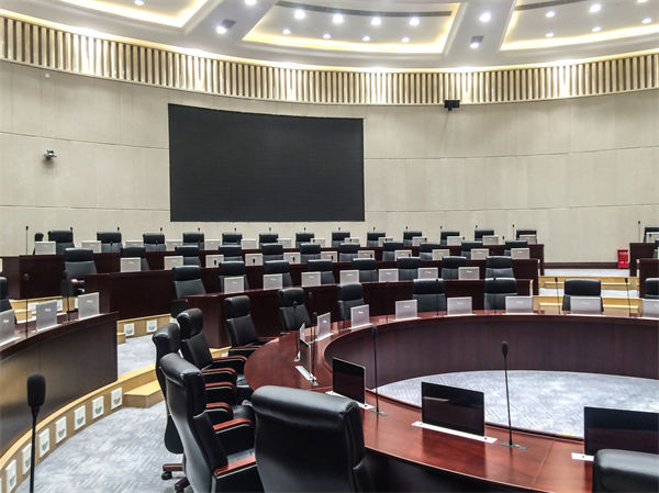 集團(tuán)管控的創(chuàng)新之路：打破傳統(tǒng)，引領(lǐng)企業(yè)變革