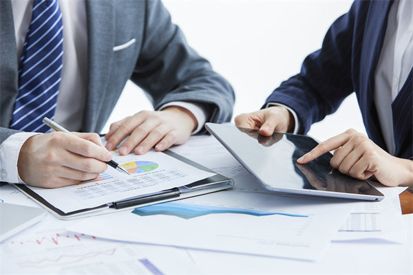 績(jī)效改進(jìn)計(jì)劃：針對(duì)性改進(jìn)，提高績(jī)效水平