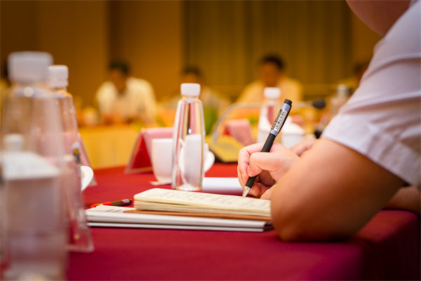 如何科學(xué)制定年度經(jīng)營計劃以應(yīng)對市場不確定性？