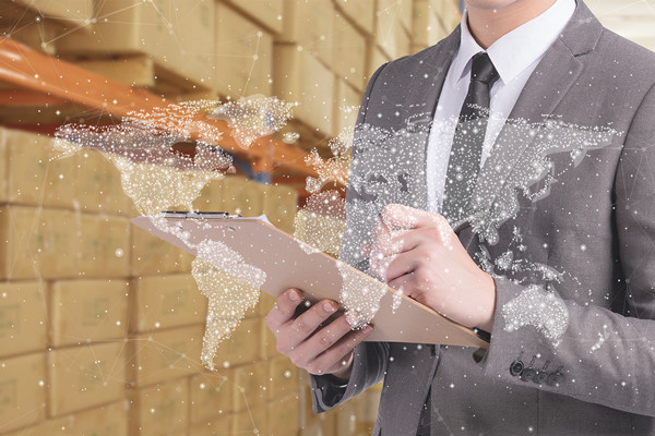 如何優(yōu)化供應(yīng)鏈以應(yīng)對(duì)突發(fā)市場需求波動(dòng)？