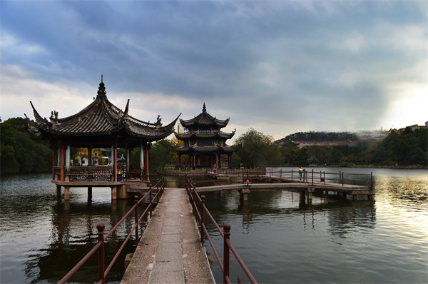 管理咨詢如何助力臺州中小企業(yè)突破發(fā)展瓶頸？