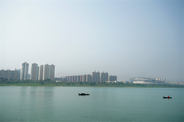 管理咨詢?nèi)绾沃χ曛奁髽I(yè)解決運營難題？