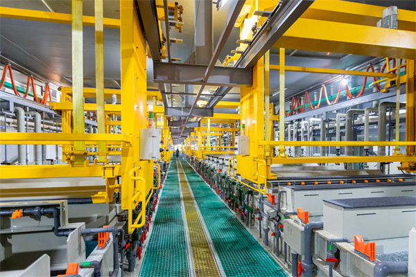 在精益生產(chǎn)中，企業(yè)如何有效減少生產(chǎn)過程中的浪費(fèi)？