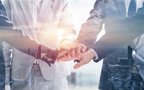 在精益生產(chǎn)中，企業(yè)如何有效減少生產(chǎn)過程中的浪費(fèi)？