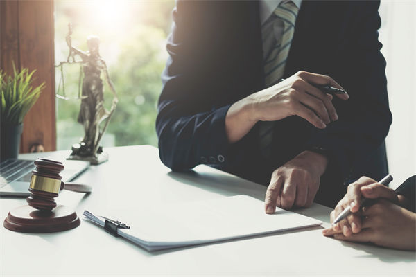 勞動(dòng)關(guān)系管理中，如何避免糾紛，構(gòu)建和諧環(huán)境？