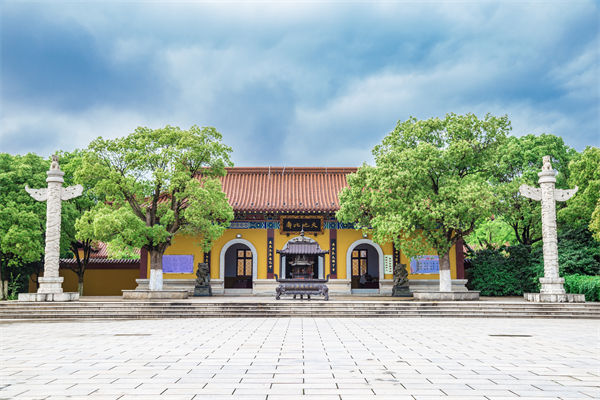 南昌年度經(jīng)營計(jì)劃咨詢公司如何為企業(yè)定制全年發(fā)展藍(lán)圖？