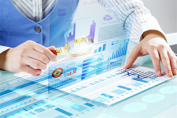 數(shù)據(jù)分析如何幫助組織規(guī)劃更精準(zhǔn)地預(yù)測(cè)未來趨勢(shì)？