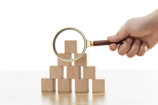 如何根據(jù)市場趨勢及企業(yè)需求科學(xué)設(shè)計(jì)薪酬咨詢方案？