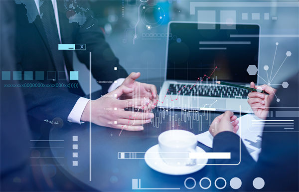 品牌戰(zhàn)略管理中，如何有效應(yīng)對市場變化與消費(fèi)者需求？