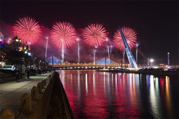 跨年夜賣氣球一晚掙了1個(gè)月工資，對(duì)薪酬管理的啟示