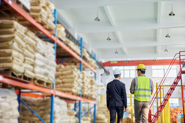 在全球化背景下，供應(yīng)鏈咨詢?nèi)绾沃ζ髽I(yè)拓展市場(chǎng)？