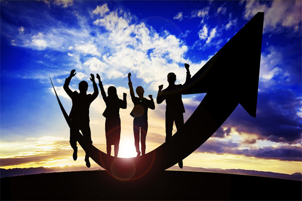 組織架構(gòu)混亂，效率極低，怎么規(guī)劃才能讓企業(yè)重?zé)ㄉ鷻C(jī)？