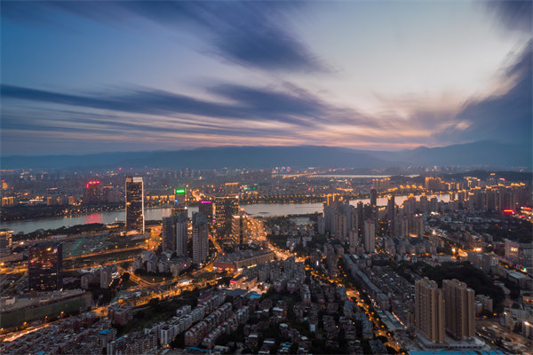 企業(yè)如何借助福州咨詢公司優(yōu)化組織運(yùn)作流程與效能？