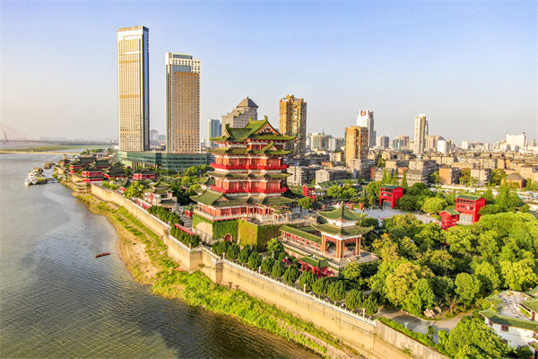 企業(yè)如何借助南昌薪酬咨詢公司優(yōu)化薪酬結(jié)構(gòu)以激勵員工？