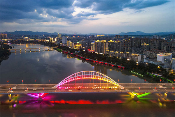 贛州大型企業(yè)如何通過集團(tuán)管控咨詢公司優(yōu)化資源配置？