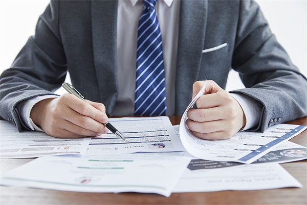 招聘效率低下，人力資源管理如何優(yōu)化流程精準(zhǔn)引才？