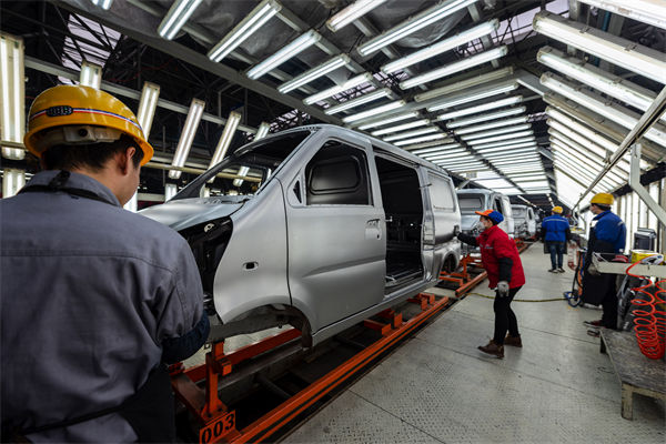 同行都在靠精益生產(chǎn)盈利，您的企業(yè)為何還在原地踏步？