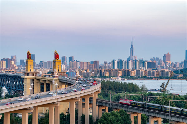 年度目標總落空，南京年度經(jīng)營計劃咨詢公司如何精準規(guī)劃增長路線？