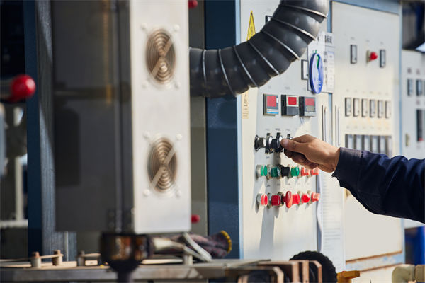 設(shè)備故障拖慢進(jìn)度，精益生產(chǎn)怎樣打造零故障車間？