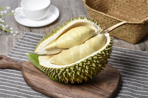 榴蓮價格暴跌50%，有人買了50箱，預(yù)算管理怎么看？