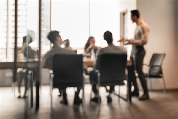 績效流于形式，如何構建驅(qū)動戰(zhàn)略落地的考核體系？