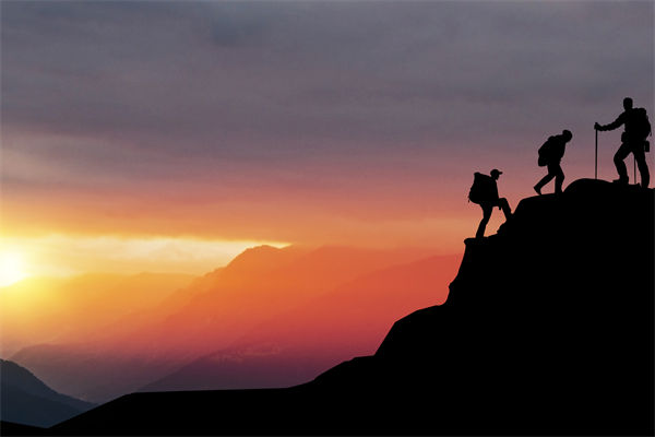 高層標榜的文化理念，為何與基層執(zhí)行完全兩張皮？