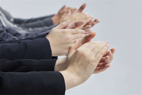 企業(yè)文化管理為何總走樣？這些隱性斷層您察覺(jué)了嗎？