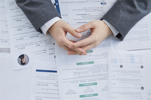 招聘流程看似高效規(guī)范，招來的人卻總是與需求錯位？