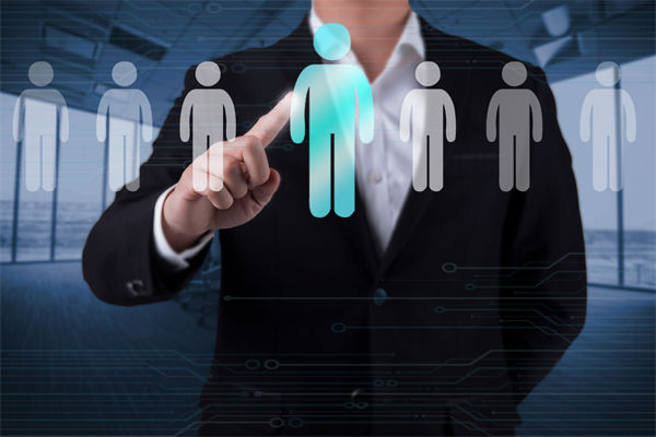 中紀(jì)委：公職人員禁止干6類副業(yè)，人力資源怎么看？